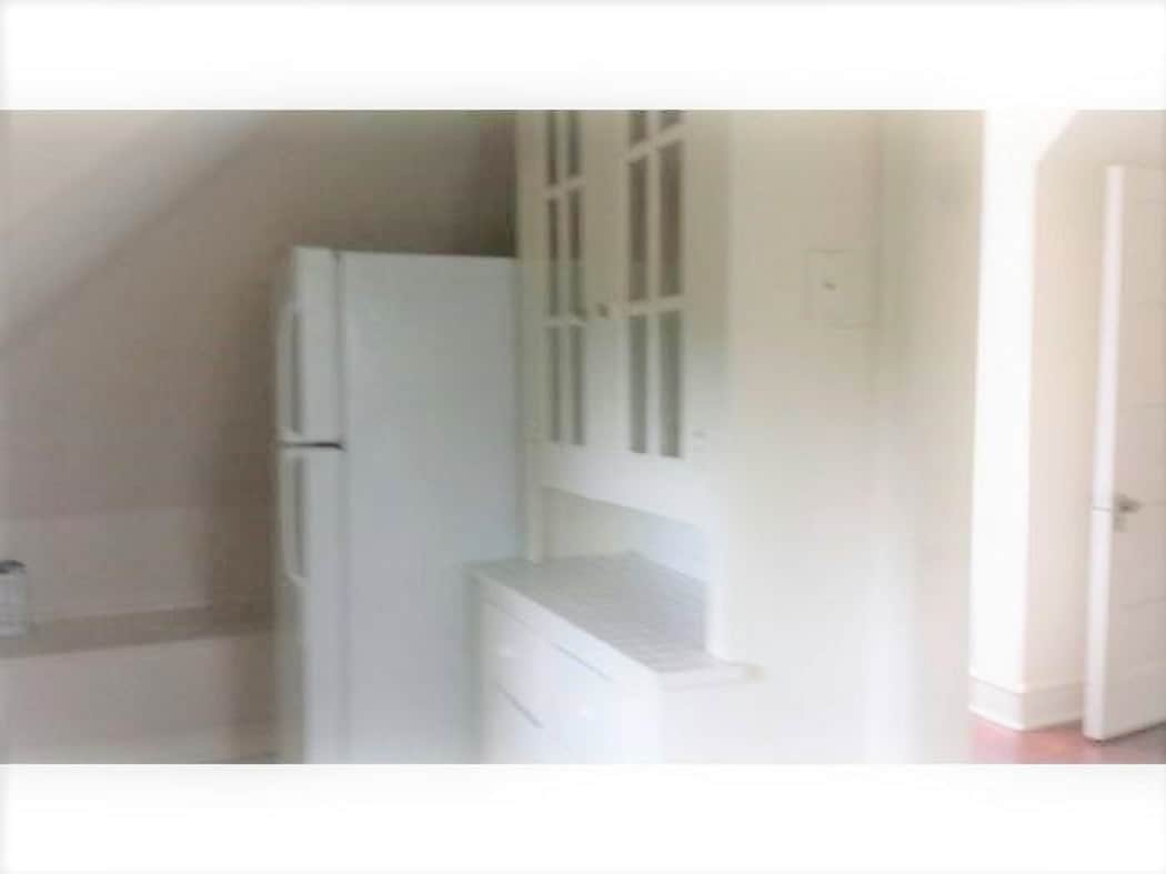 KITCHEN - 426 N Essex Ave