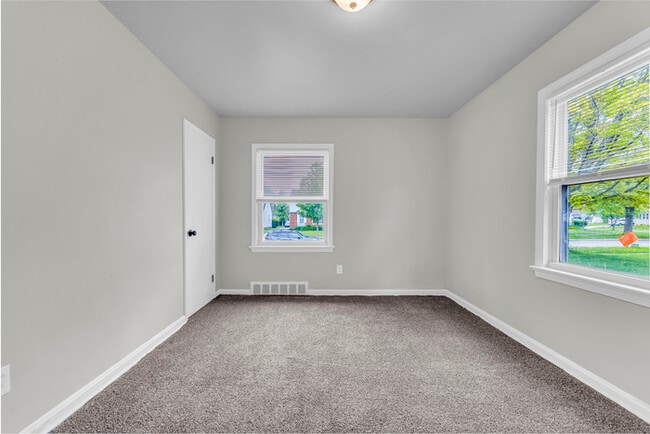 Building Photo - 4238 Bayard Rd