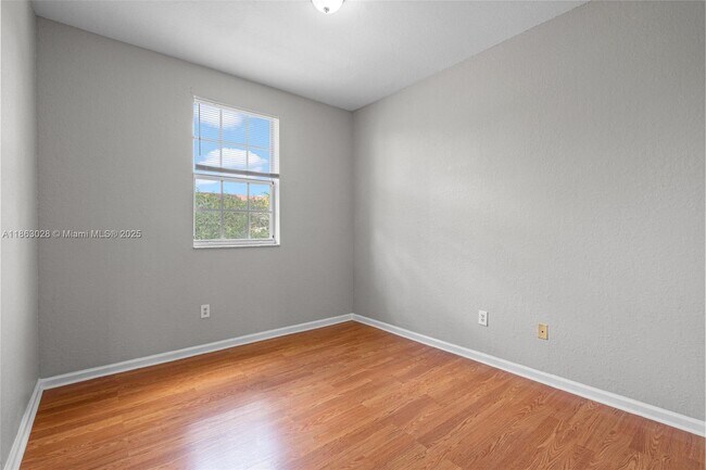 Building Photo - 623 NE 21st Terrace