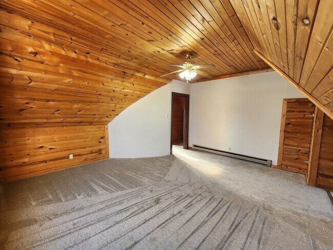 Building Photo - 705 E Montgomery St