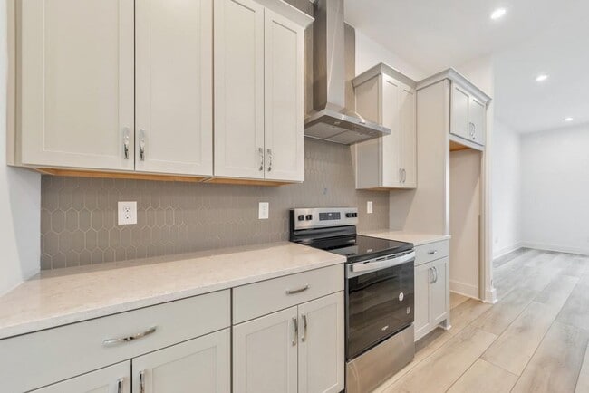 Building Photo - 517 Motivation Cir NW