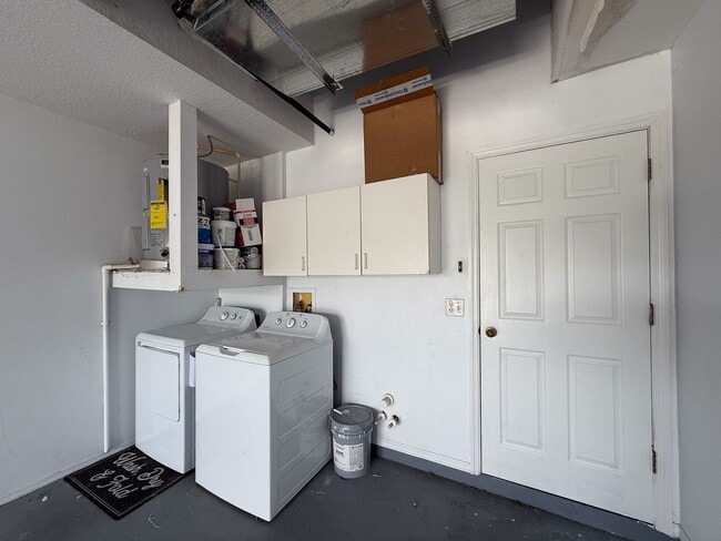 Building Photo - 4217 Avanti Cir