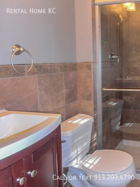 Building Photo - 10047 Lamar-