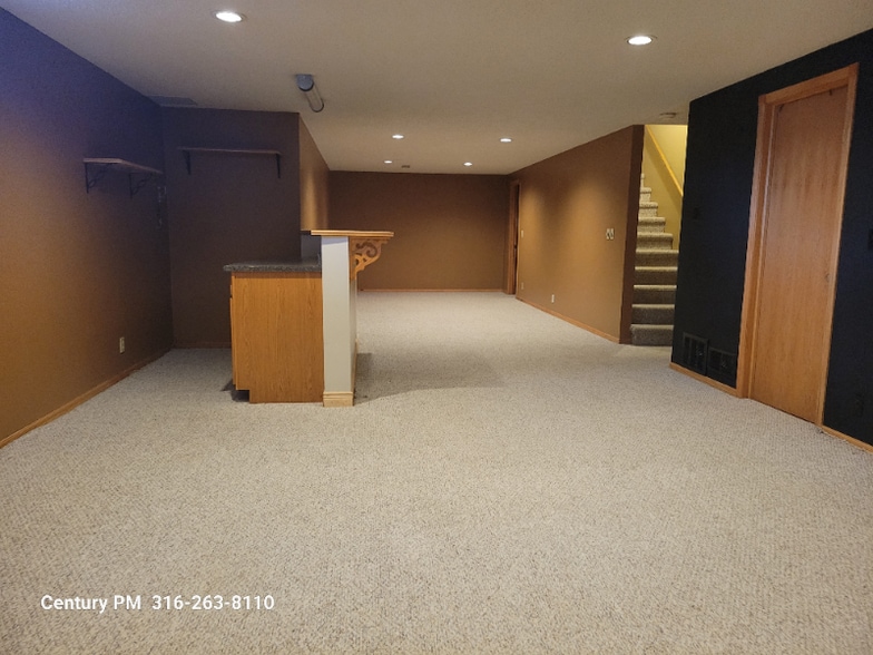 Building Photo - 1724 Stony Pt