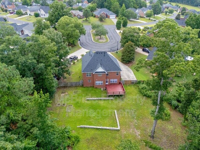 Building Photo - 827 Sonora Cir