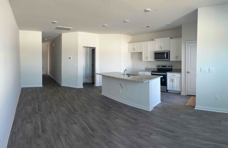 Building Photo - 1911 Frost Dr