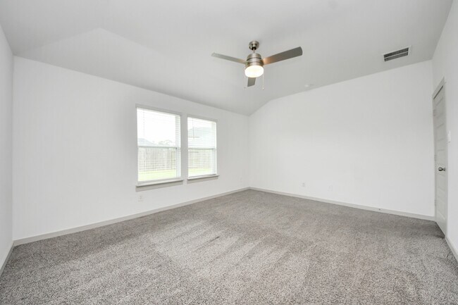 Building Photo - 4911 Pne Hvn Ln