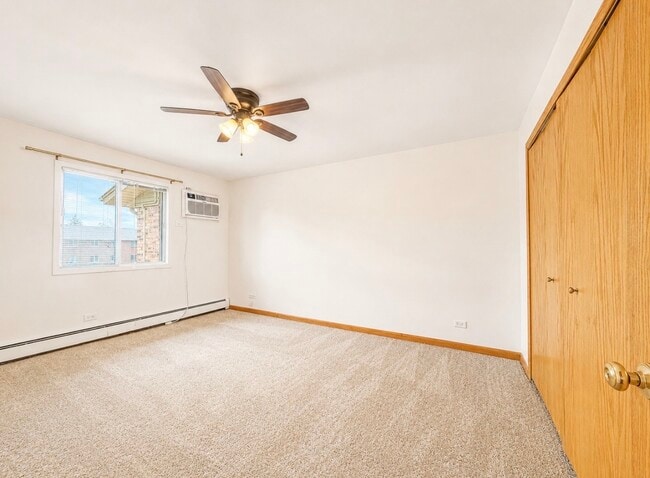 Building Photo - 5324 Waterbury Dr