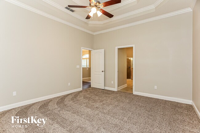 Building Photo - 12180 Ridge Crossing Way