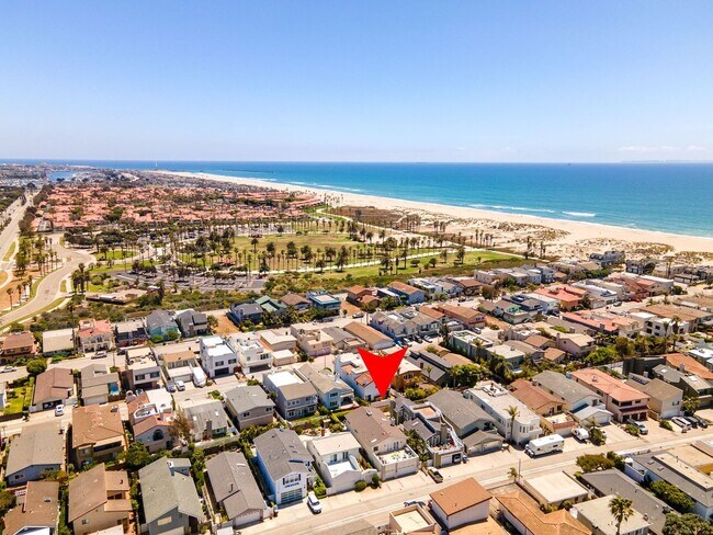 Building Photo - 4850A - Mandalay Shores/ Oxnard/ 5 bedroom...