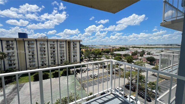 Building Photo - 4550 NW 9th St
