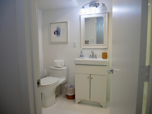 Building Photo - 235 Sunrise Ave