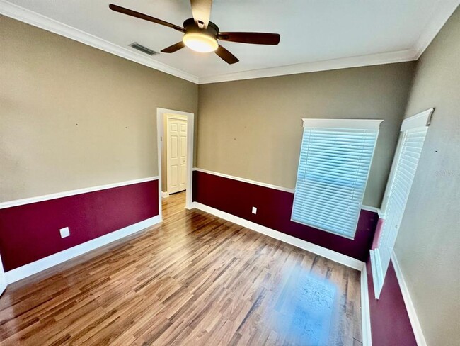 Building Photo - 5121 Fairway 1 Dr