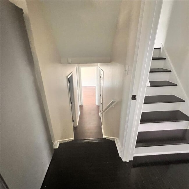 Building Photo - 3467 Pheasant Ct