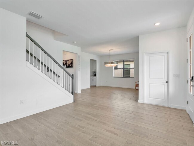 Building Photo - 20438 Napa Loop