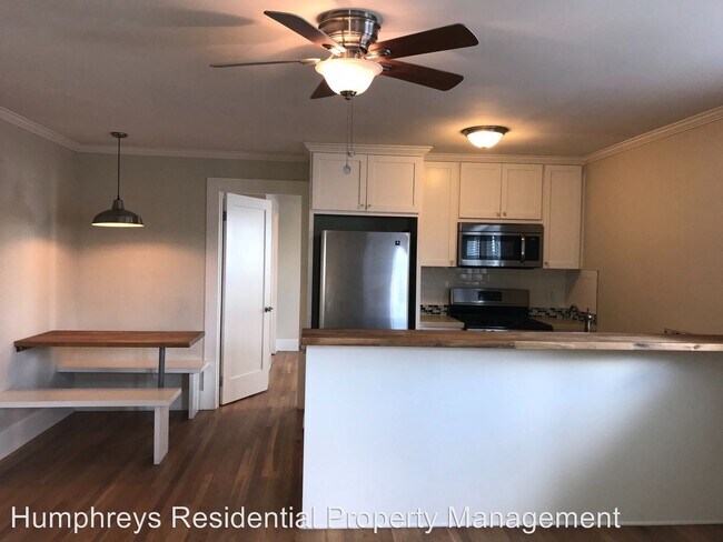 Building Photo - 3918-39245 Iowa St