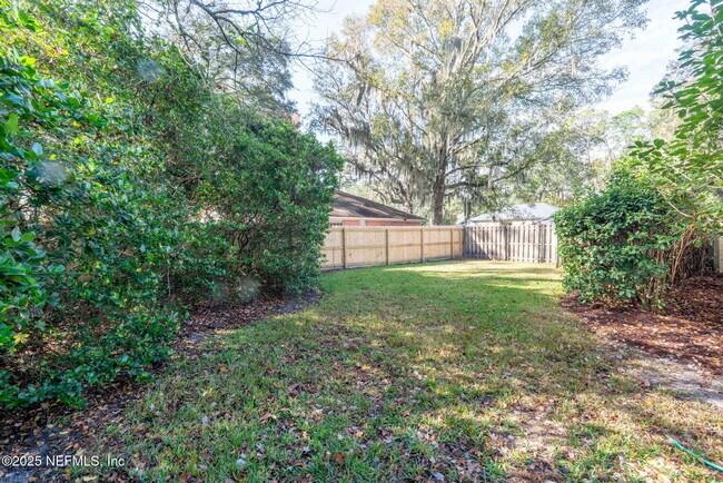 Building Photo - 1778 Providence Hollow Ln