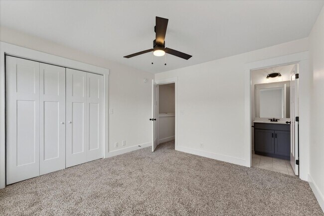 Building Photo - 309 Front Rdg Cir