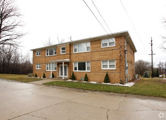 Building Photo - Pittsview Apartments