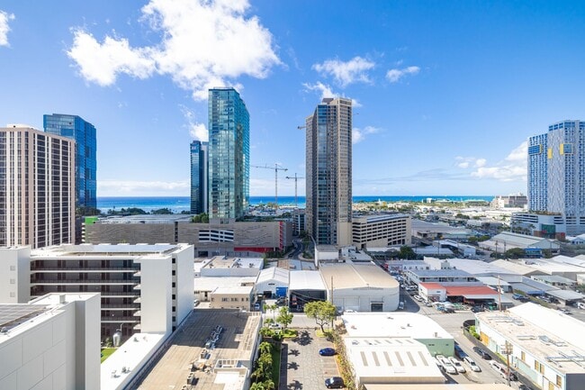 Building Photo - 1009 Kapiolani Blvd