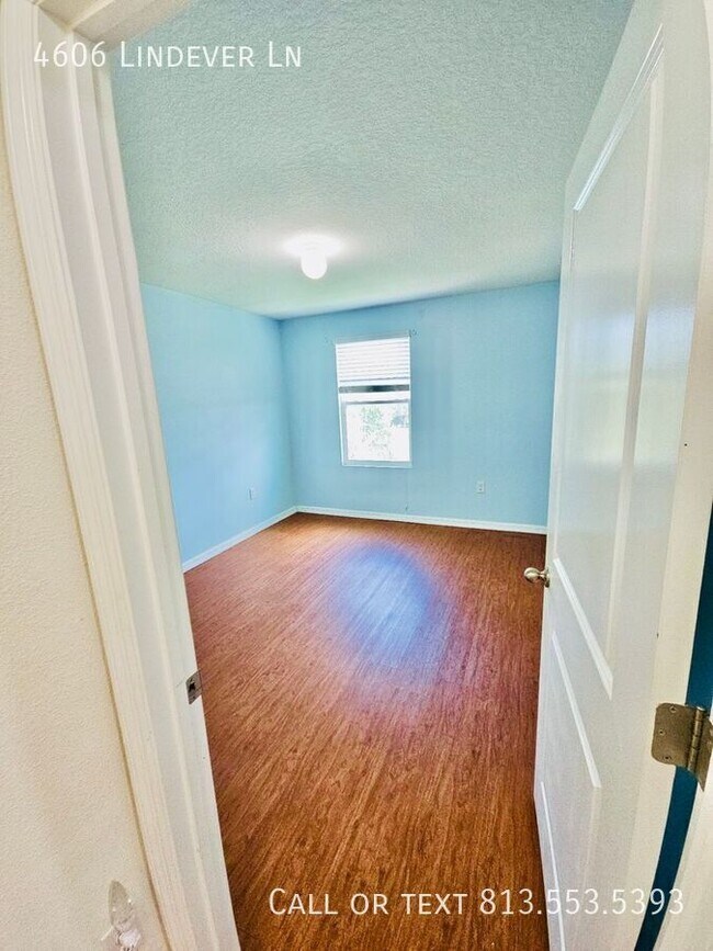 Building Photo - 4606 Lindever Ln