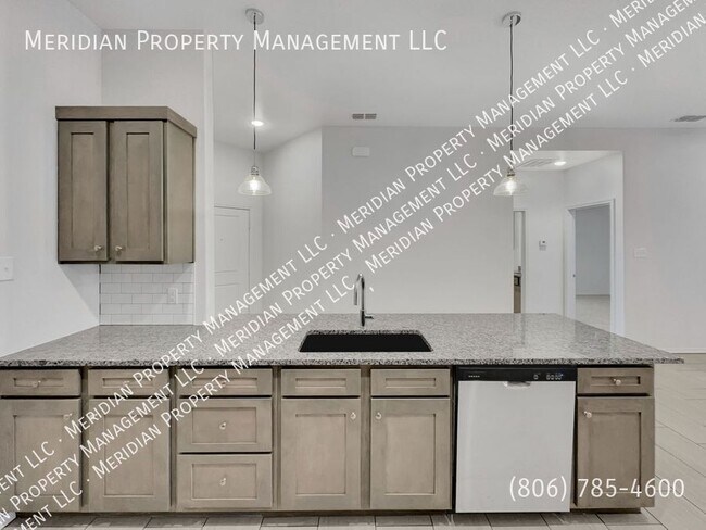 Building Photo - 5825 Urbana Pl