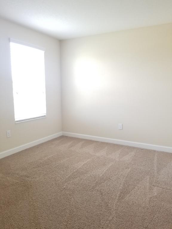 Building Photo - 15186 Evergreen Oak Loop