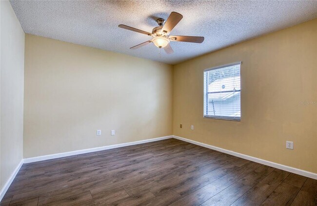 Building Photo - 2143 Salisbury Ct