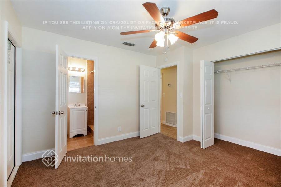 Building Photo - 1201 NE 26th Terrace