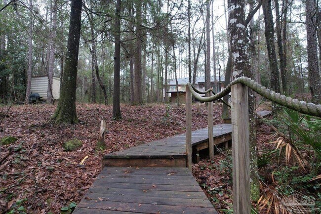 Building Photo - 1427 Big Coldwater Creek Rd