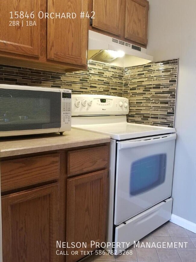 Building Photo - 15846 Orchard Ln