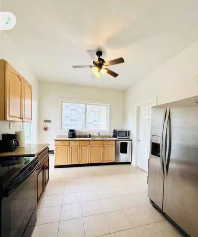 Building Photo - 3 bedroom in Bothell WA 98011