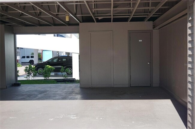 Building Photo - 534 Pinellas Bayway S