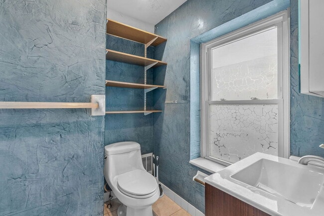 Building Photo - 1183 S 13th St