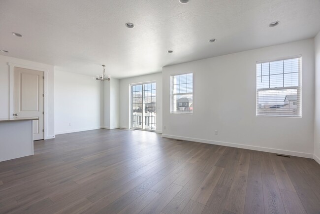 Building Photo - 2526 N 3670 W
