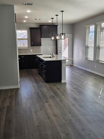 Building Photo - 2021 Deya Dr