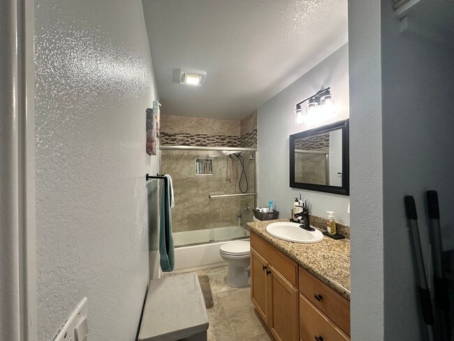 Building Photo - Prime Location! Pet-Friendly 1-Bedroom Condo Near Beach & Naval Bases