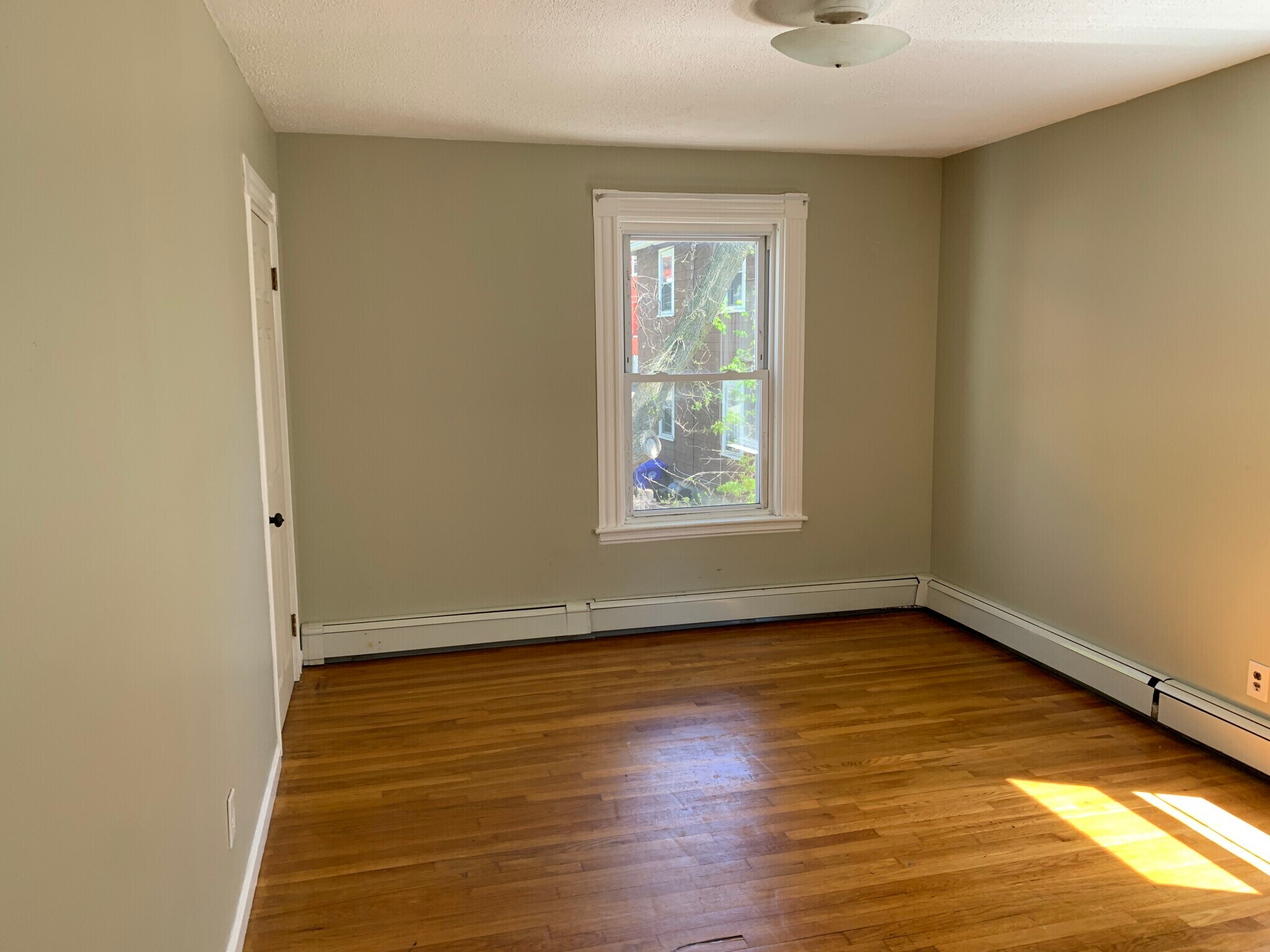 Building Photo - 7 High Street Pl