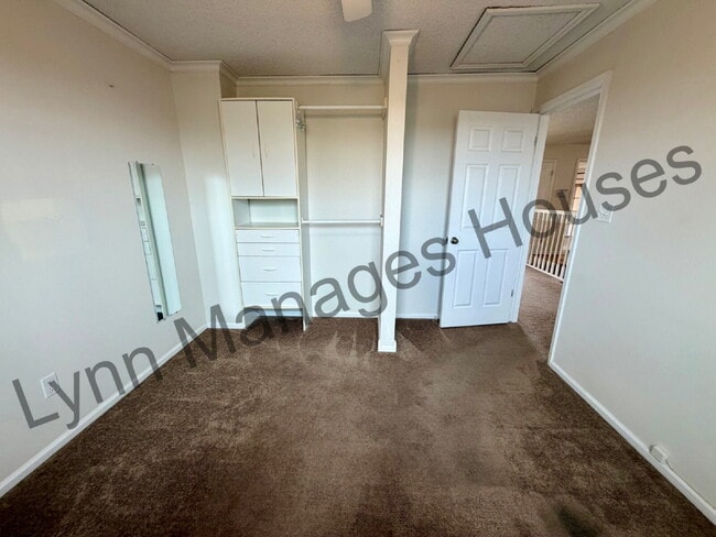 Building Photo - Single Family Home - Ready Now!