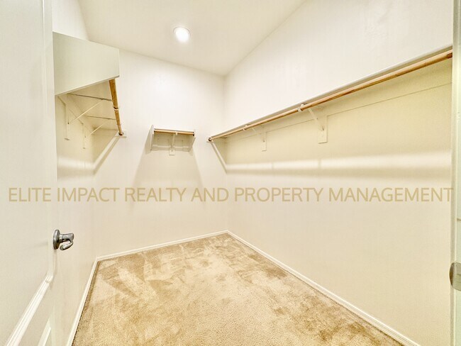 Building Photo - 7161 S Paseo Monte Verde