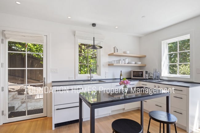 Building Photo - Stunning, Newly constructed, Modern 1BD/1BA ADU, Fully Furnished, Yard. -FOUNDATION-