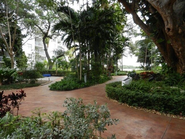 Building Photo - 680 NE 64th St