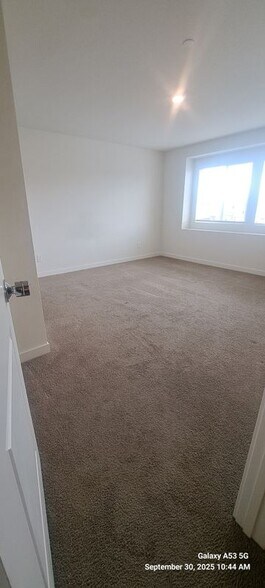 Building Photo - 667 Jefferson St