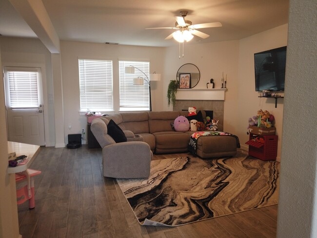 Building Photo - 15317 Barnacle Goose Ct