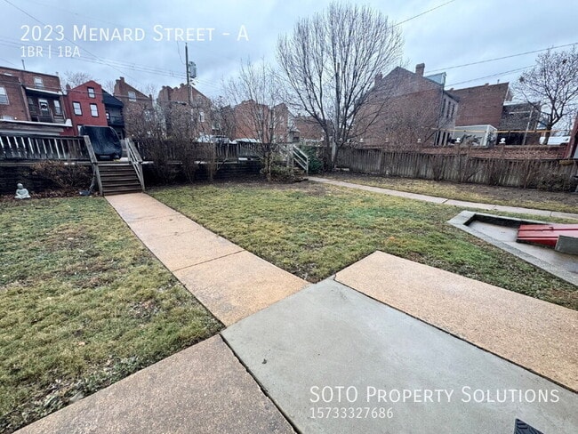 Building Photo - 2023 Menard St