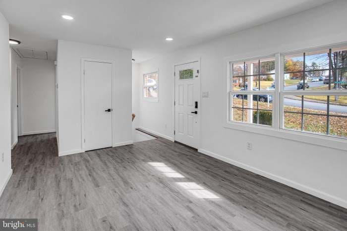 Building Photo - 3412 N Beaumont Rd