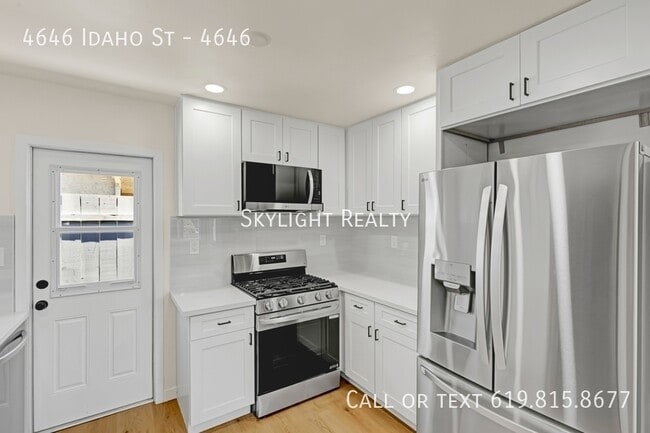 Building Photo - 4646 Idaho St