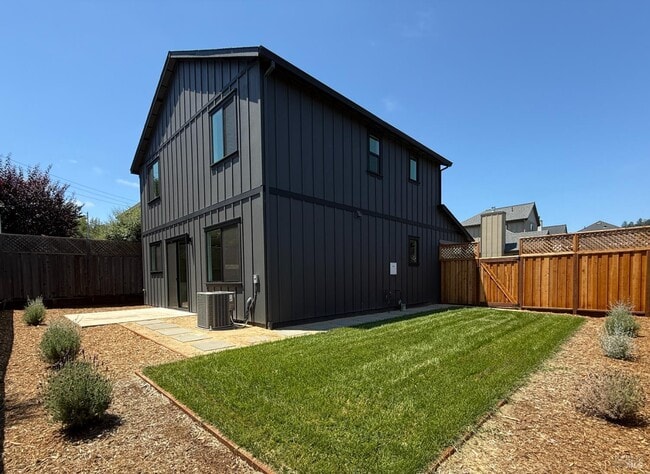 Building Photo - 3558 Parker Hill Court