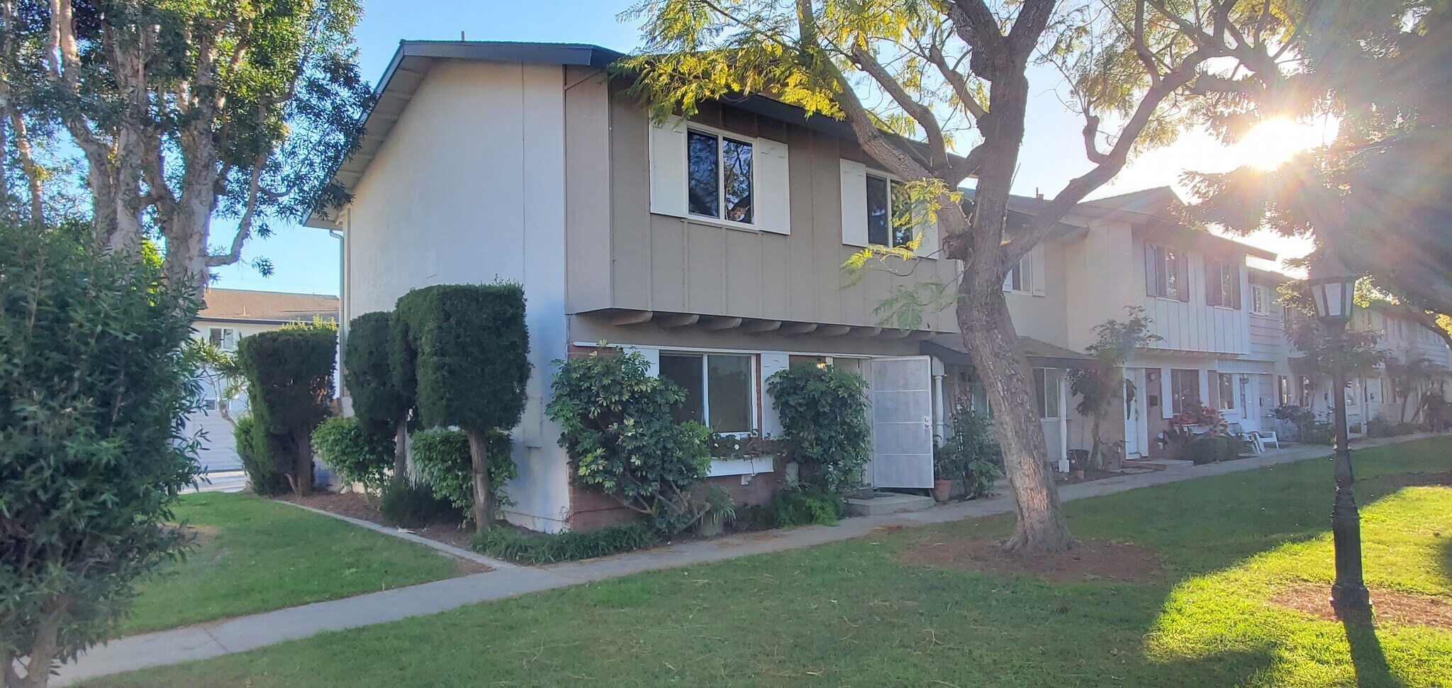 Building Photo - 9691 Durham Dr