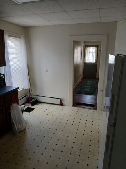 Building Photo - 63 Plain Rd